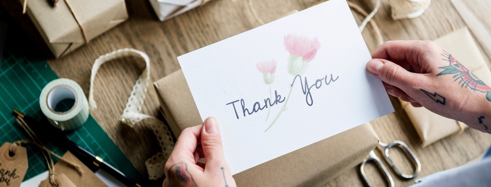 Hadley Designs 24 Dankeskarten Für Hochzeiten Mit Umschlägen – 10x15 Cm, 6 Designs, Blaue Blumenmotive, Für Persönliche Nachrichten