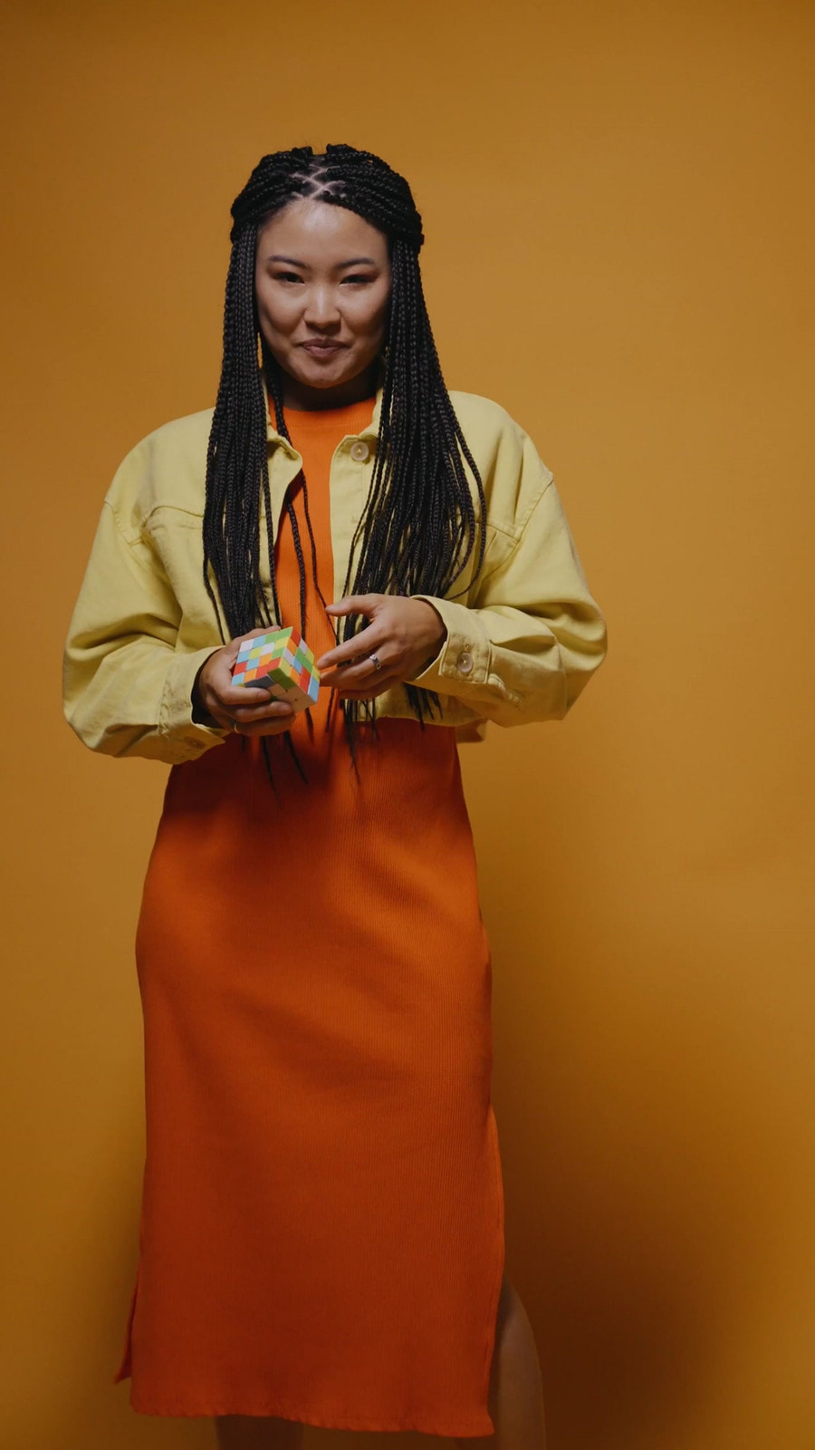 Video Seluler Peluncuran Fesyen Tipe Kinetik Kuning Merah Biru