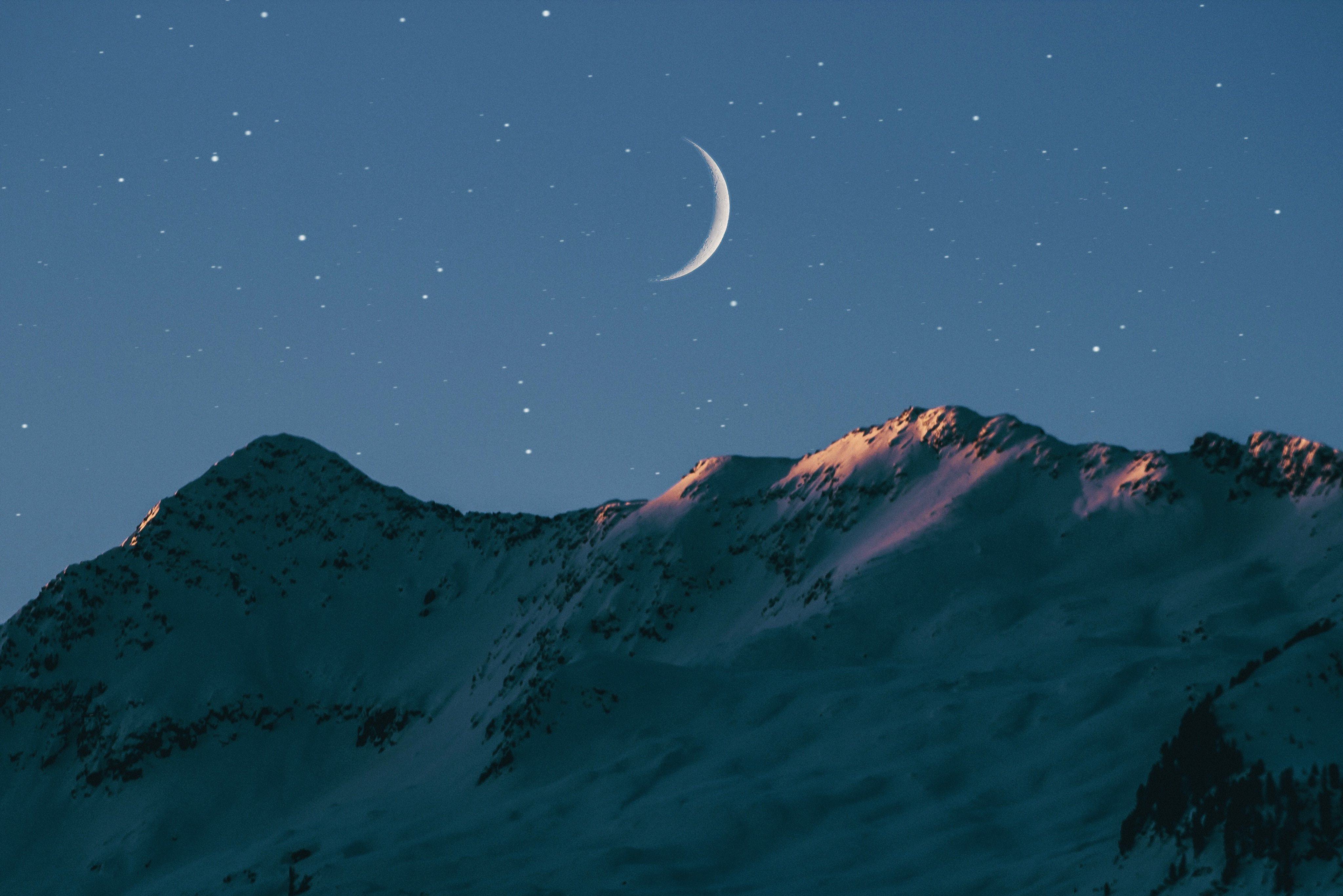 Waxing Crescent Moon Photography